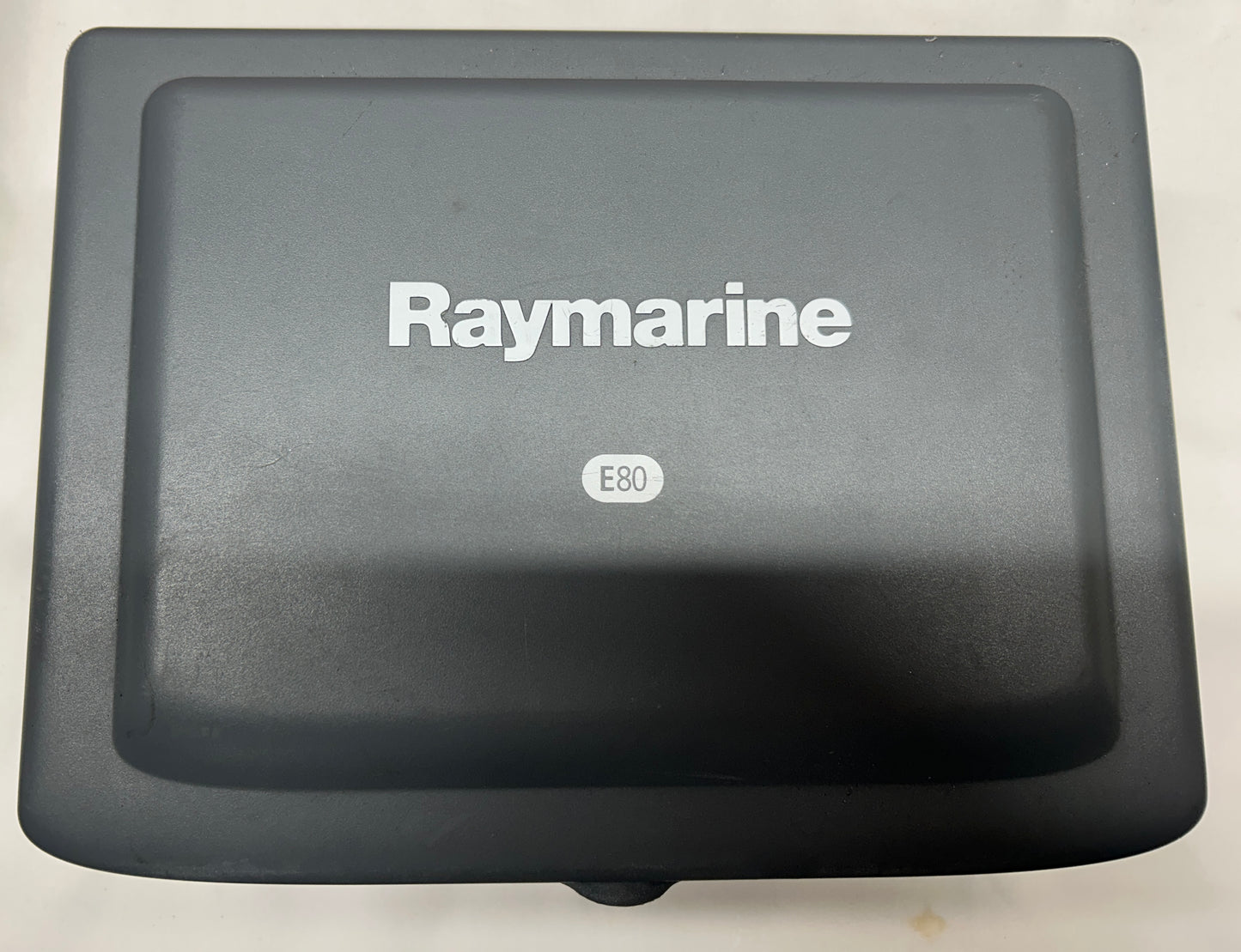 Raymarine E80 sun cover included with display