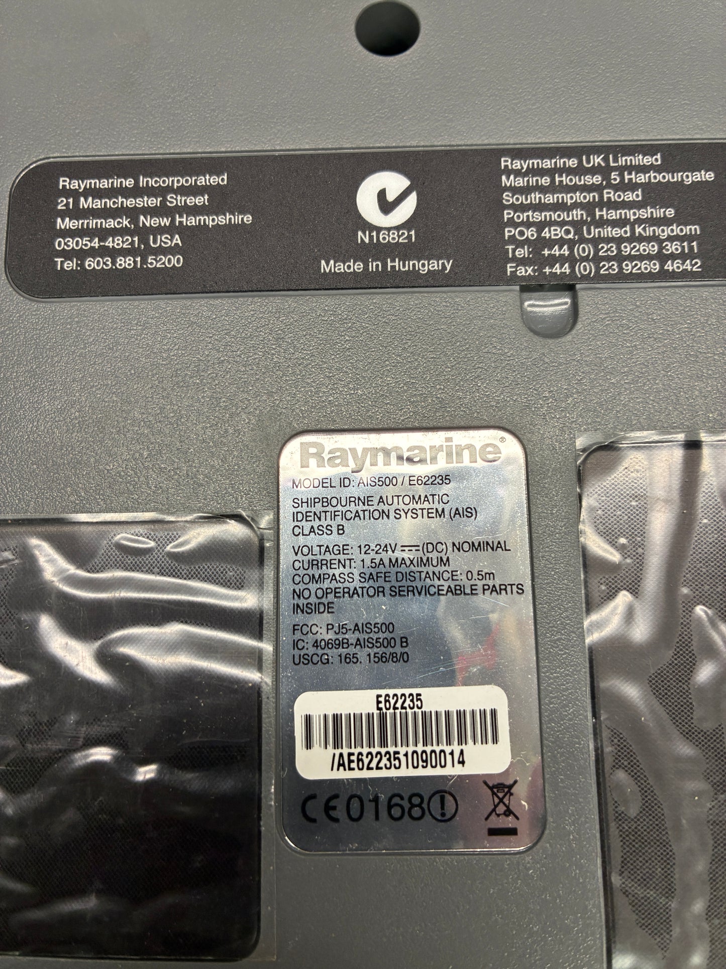 Raymarine AIS500 E62235 Class B AIS transceiver model and serial label