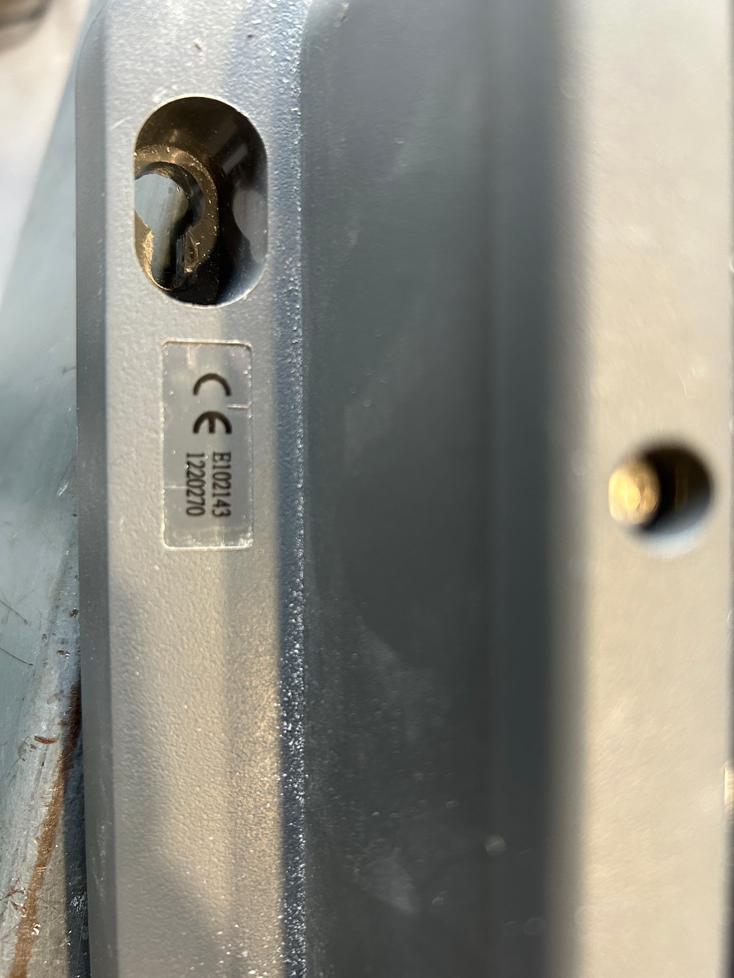 Raymarine CP450C sonar module compliance label and rear casing