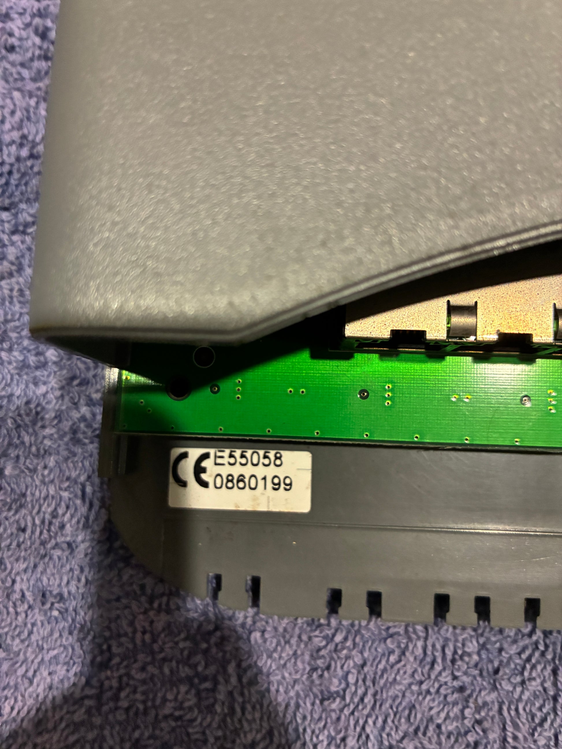 Raymarine E55058 SeaTalk HS network switch label showing part number and serial number
