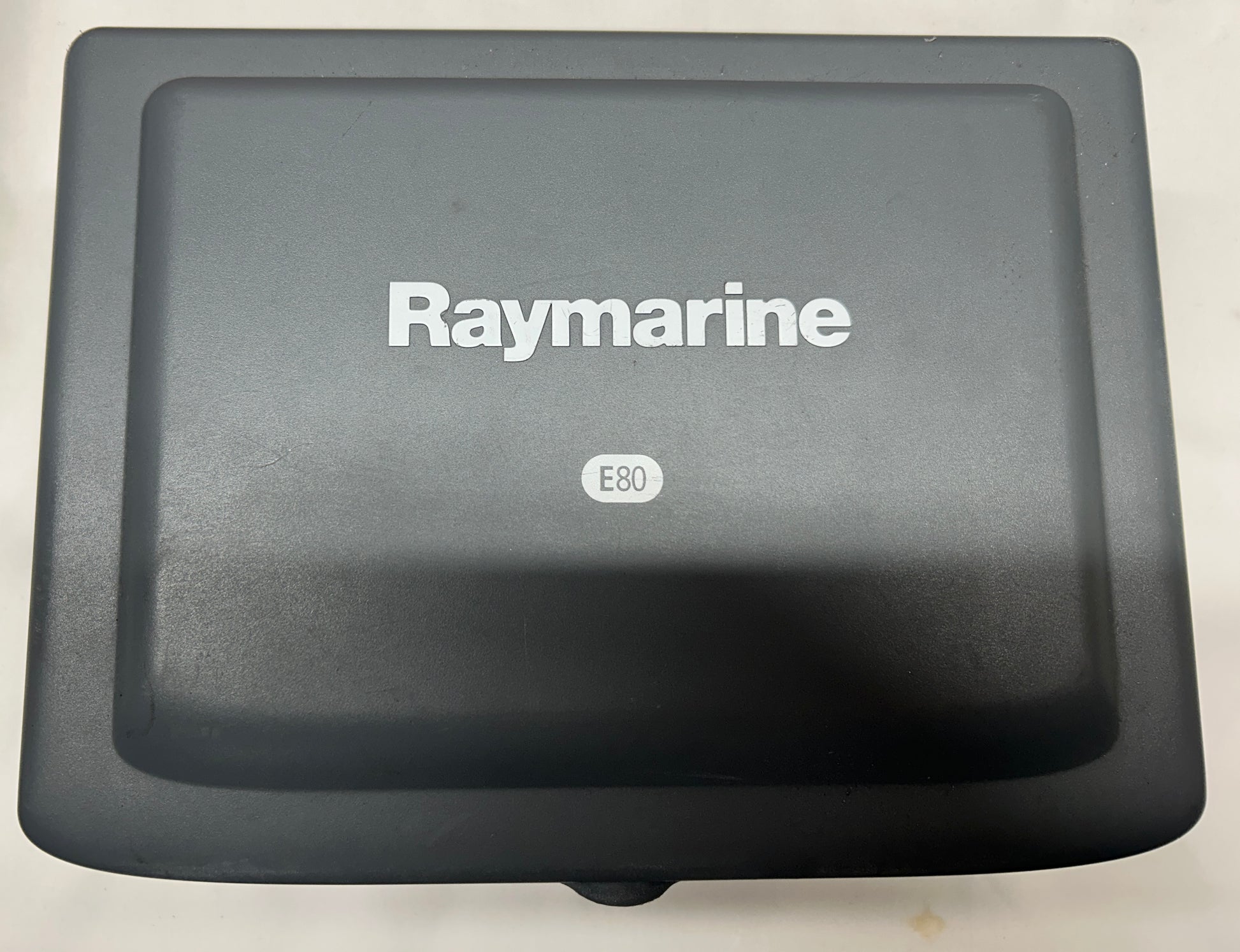 Raymarine E80 sun cover included with display