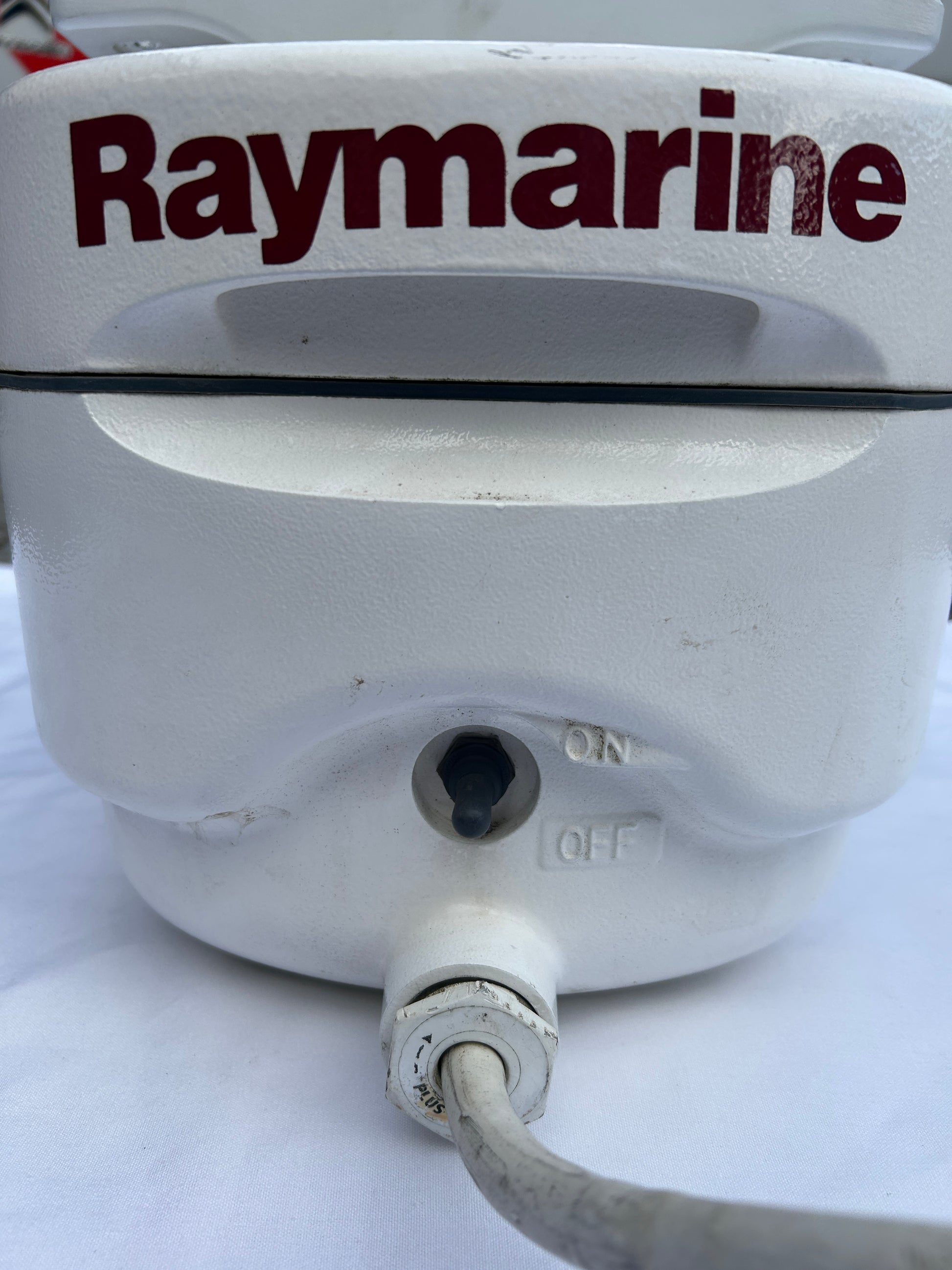 Raymarine open array radar pedestal on off switch