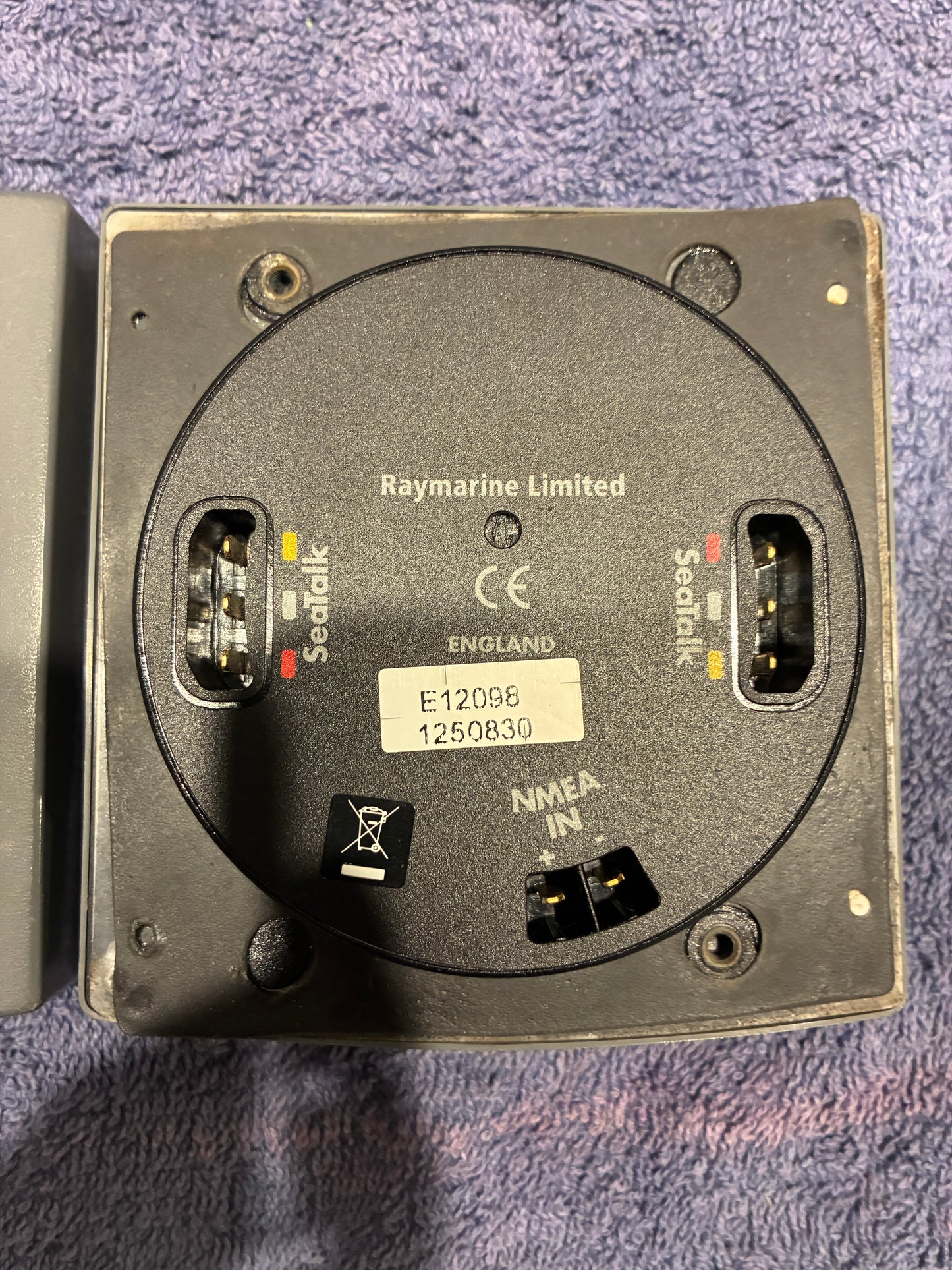 Raymarine ST6001 SmartPilot rear label showing part number E12098 and serial number 1250830