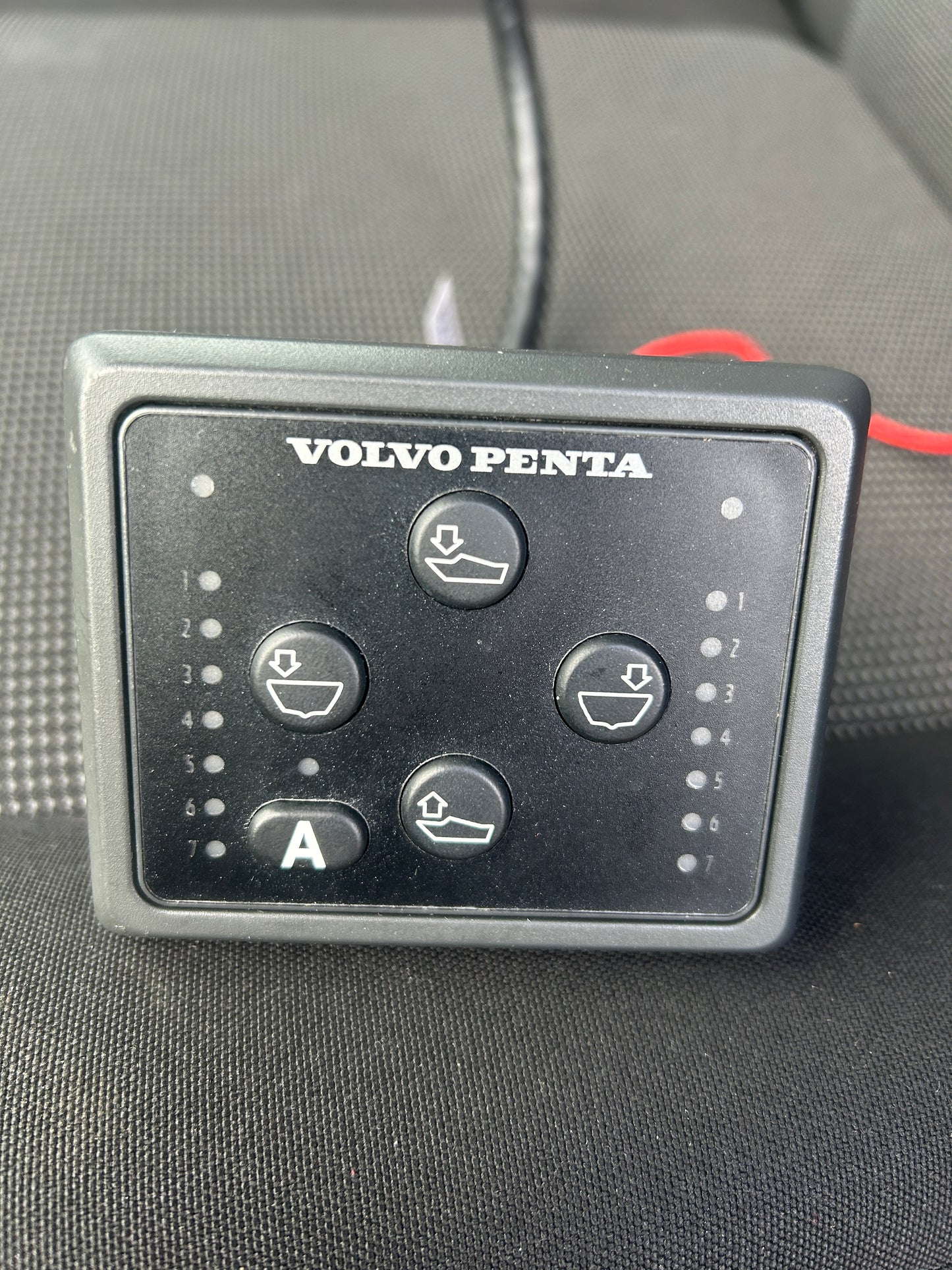 Volvo Penta 21809318 ICP Autotrim control panel front view