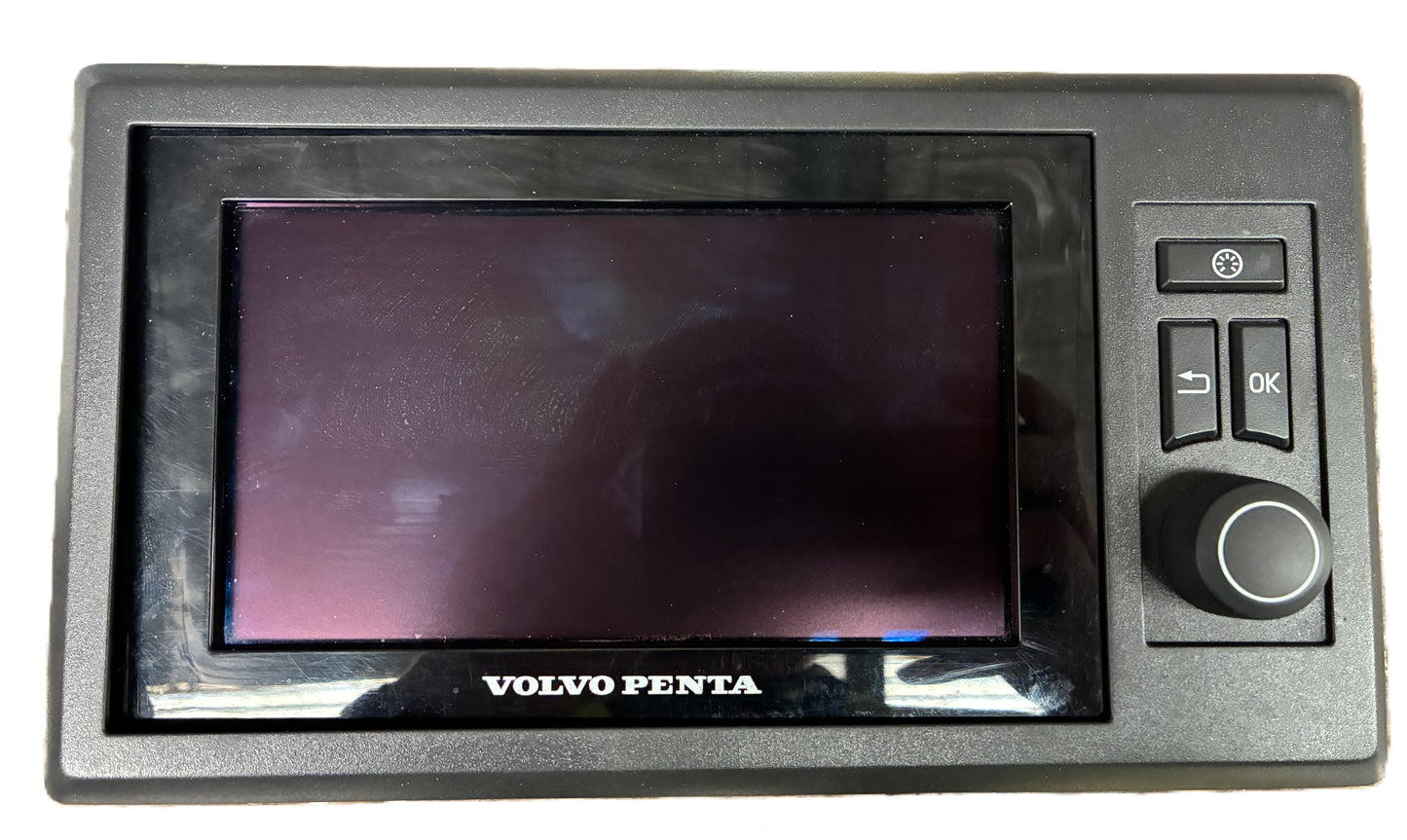 Volvo Penta EVC colour display screen and control buttons