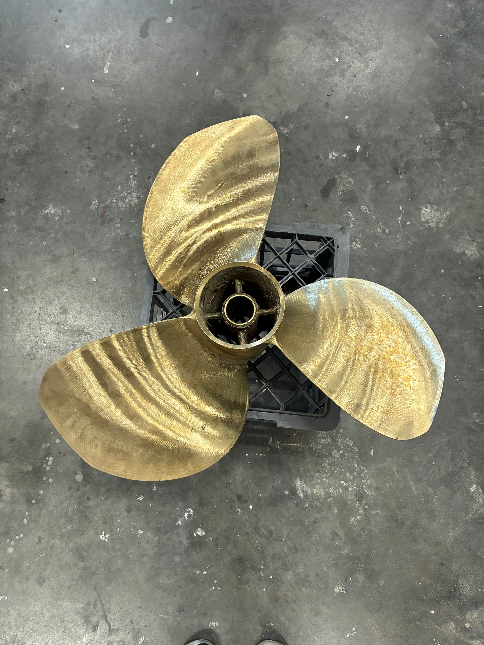 Volvo Penta IPS15 N4 front propeller professionally refurbished blade face view