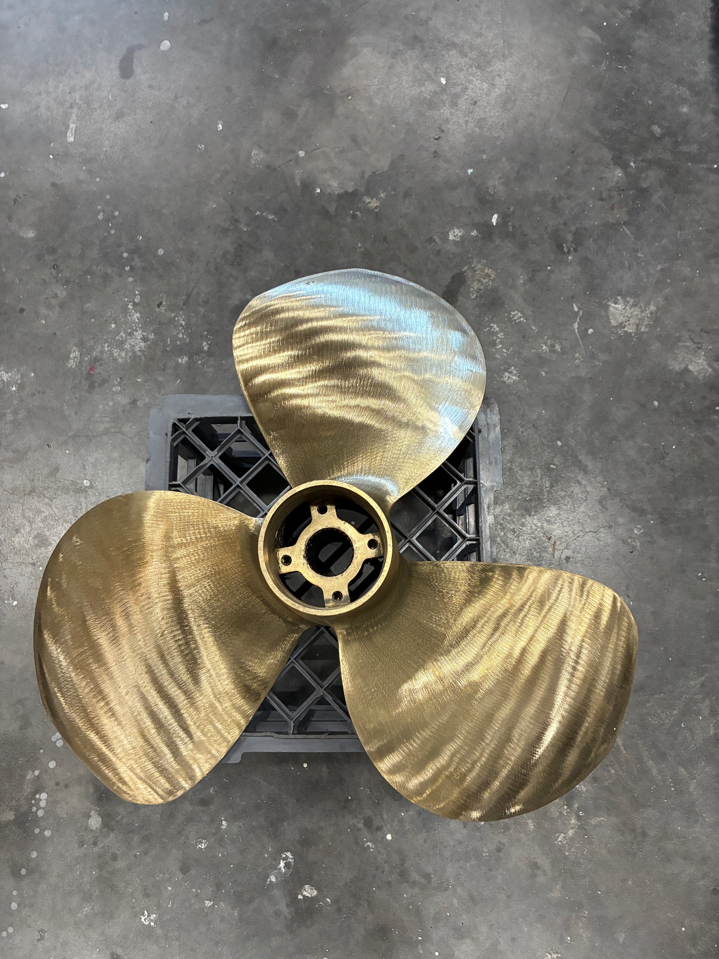 Volvo Penta IPS15 N4 front propeller professionally refurbished showing hub side`